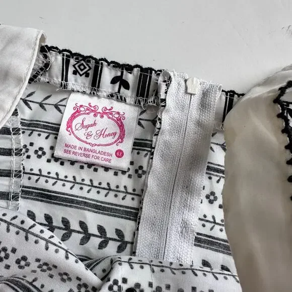 Sugar and Honey Black and White Floral Dress - 6X - Picture 3 of 10